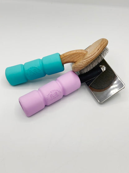 Handle Hugger by All For Groomers